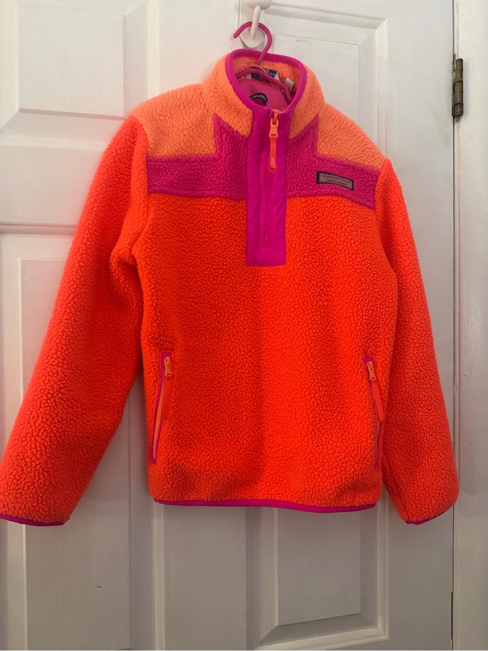 Vineyard Vines Girls Sheep Shirt Sherpa Pullover M